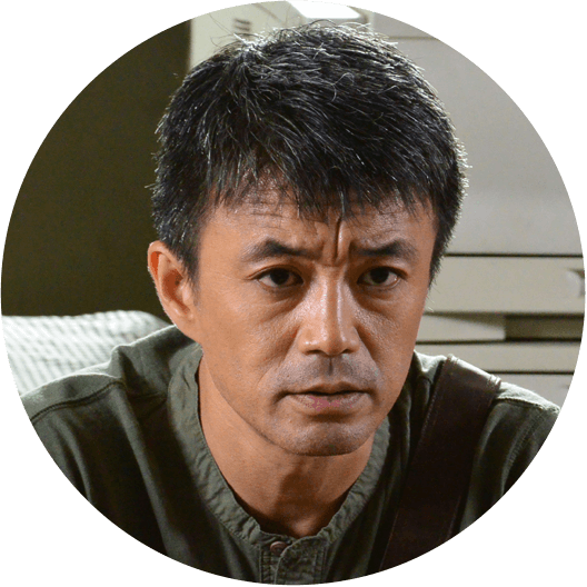 青柳哲也役金山一彦