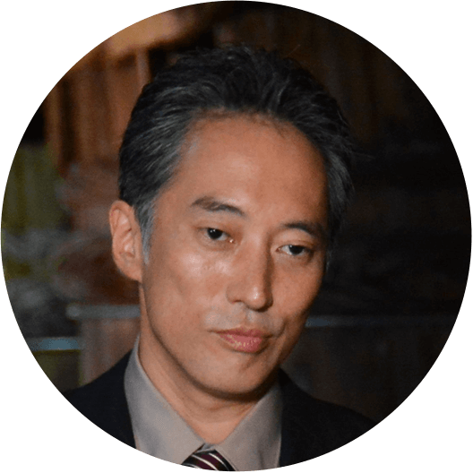 加賀美昭彦役斎藤歩